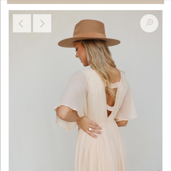 Champagne Pleated Dress- Tags Attached! Size Large - Picture 2 of 11